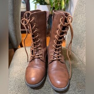Brown Lace-Up Women's Boots